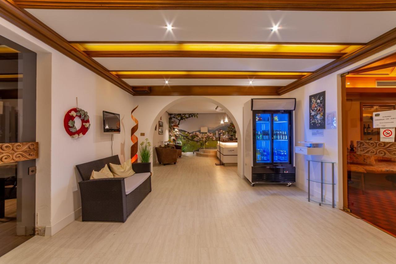 Fruehstuecks-Hotel Olympia ติโรโล ภายนอก รูปภาพ